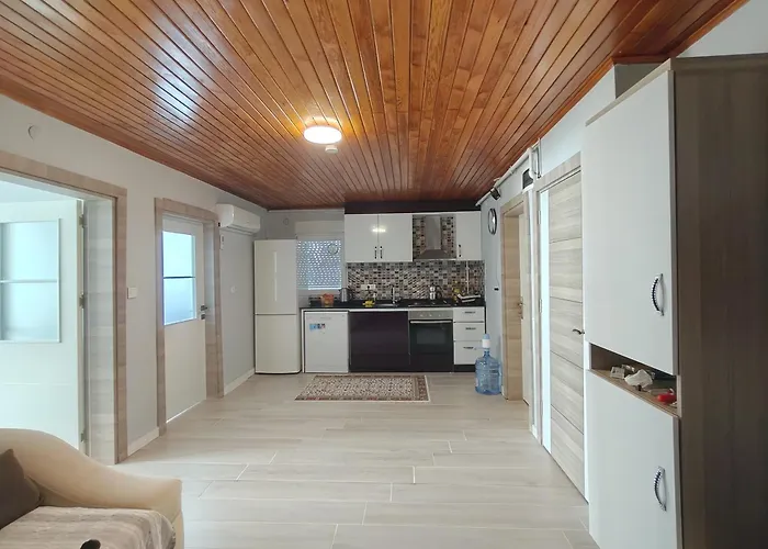 Kuk Apartment Antalya